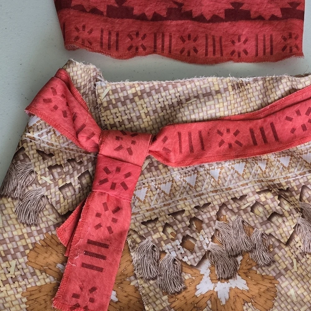 Moana costumes size 4-6